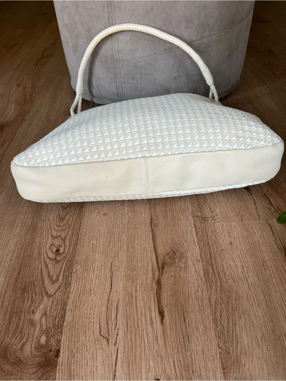 Bottega Veneta Cervo Intrecciato Large Hobo 173187 Pergamena Authenticated
